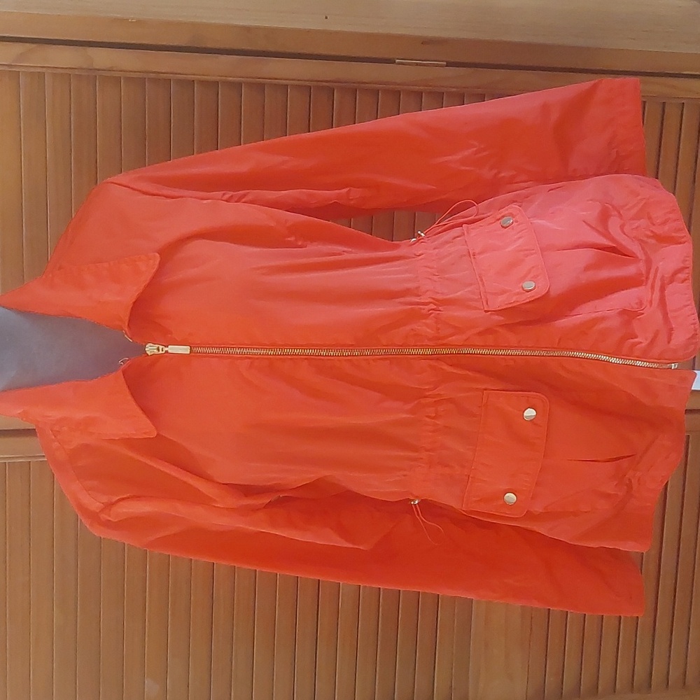 Women's Laura Ashley coral lined spring jacket. Size Med adjustable waist.